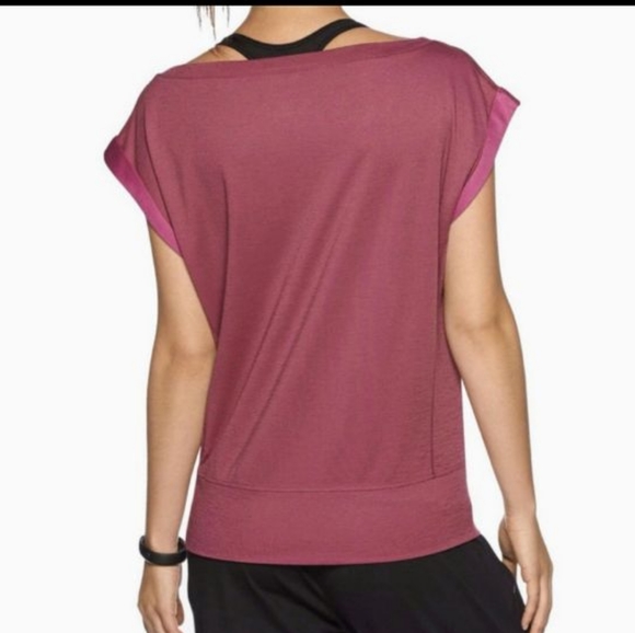NWT Nike Dri-Fit Epic Women's Cuff-Sleeved Shirt - Picture 2 of 6